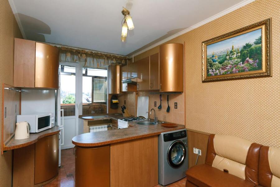 Apartment near Ploschady Lyva Tolstogo Kiew Exterior foto